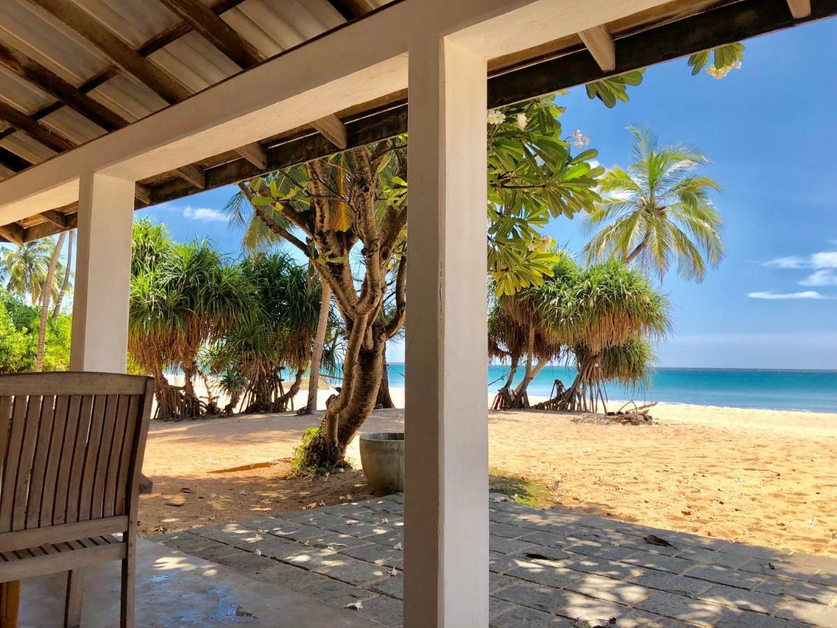 Moon Isle Beach Bungalow Nilaveli Exterior foto